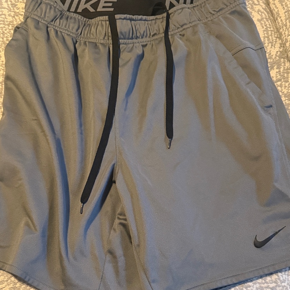 Nike Men's Athletic Gray Shorts